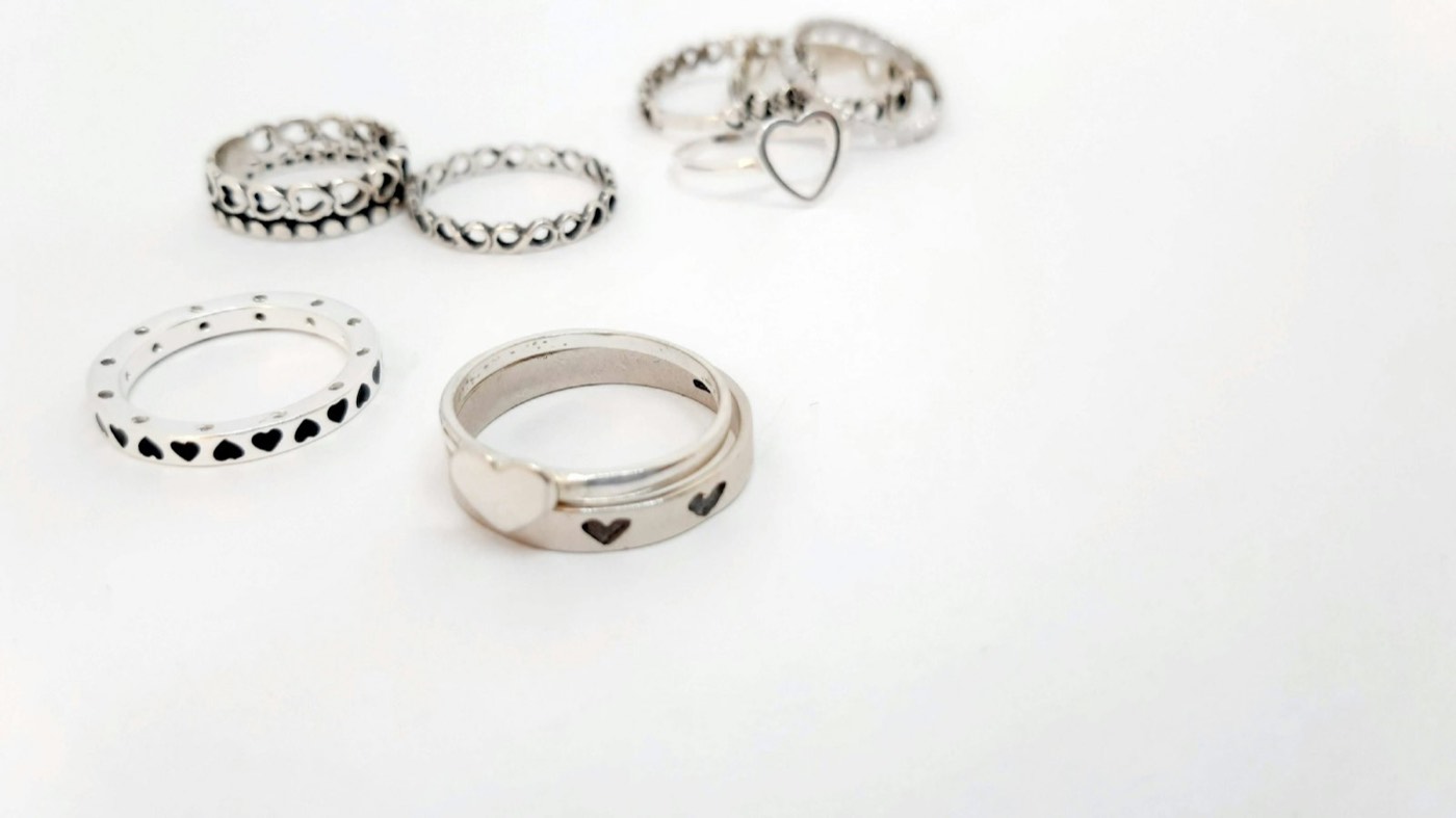 Photograph illustrating: Watch Water Resistance: What 30 m and 100 m Really Mean